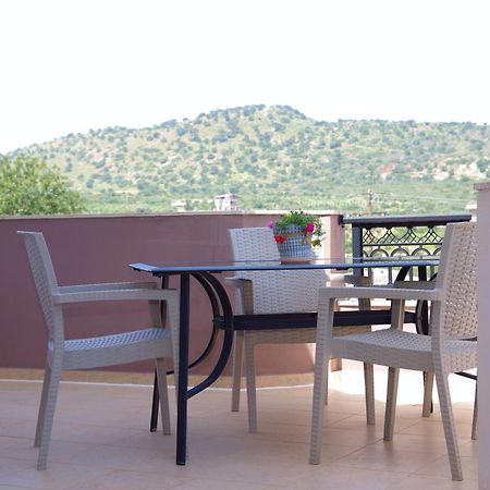Villa Leondis Melidhónion Екстериор снимка