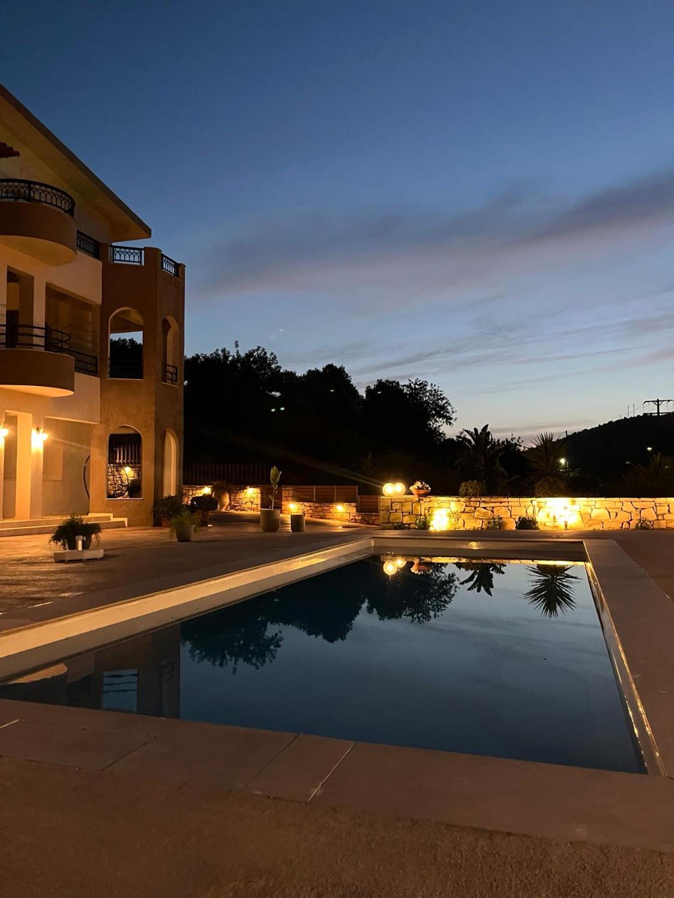 Villa Leondis Melidhónion Екстериор снимка